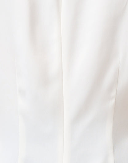 bavati-white-blouse_fabric.jpeg