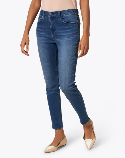 abbot-blue-vintage-wash-stretch-cotton-jean_front.jpeg