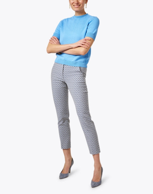 papaia-blue-print-stretch-trouser_look.jpeg