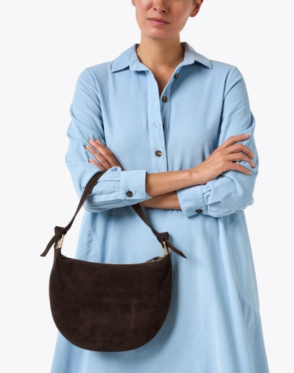 harlow-dark-brown-suede-shoulder-bag_look.jpeg