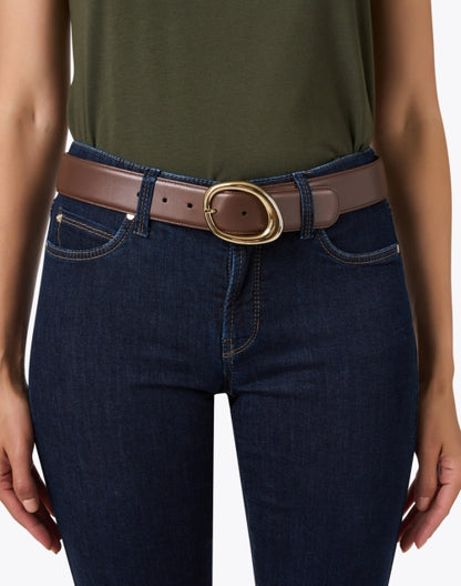 helen-brown-leather-belt_look.jpeg