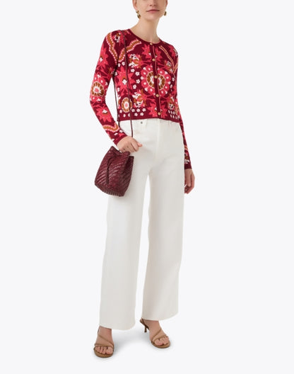 pompom-double-jump-bordeaux-woven-leather-bucket-bag_extra_1.jpeg