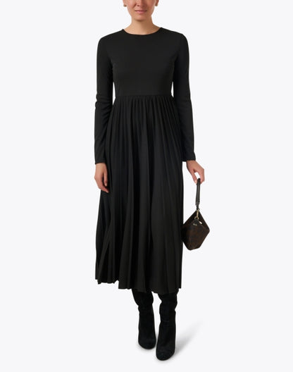 ebro-black-dress-with-wool-vest_extra_2.jpeg