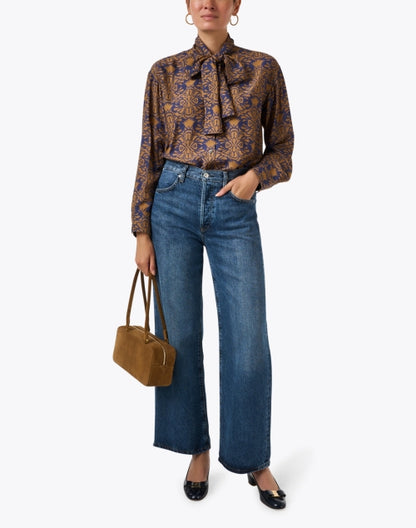 alexia-multi-print-blouse_look.jpeg