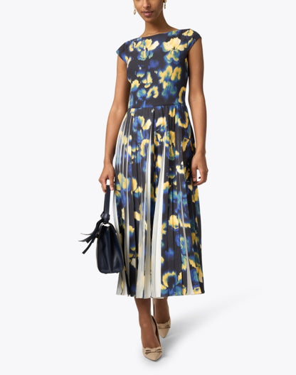 beatrice-navy-leather-buckle-handbag_extra_1.jpeg