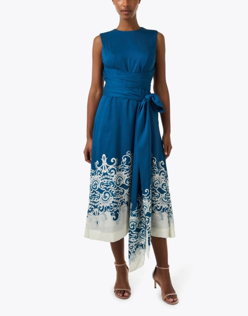 nolita-blue-twill-wrap-dress_look.jpeg