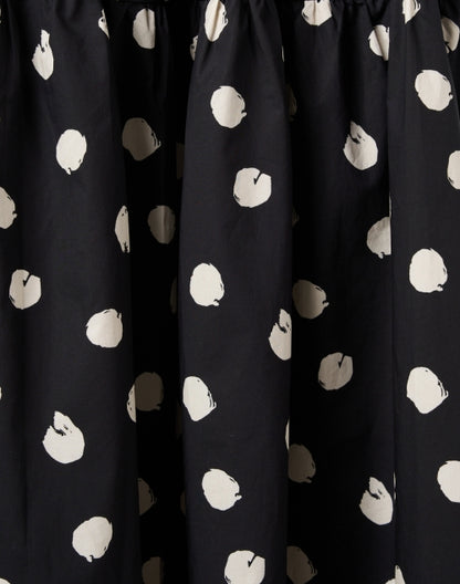 santiago-black-and-white-dot-print-dress_fabric.jpeg