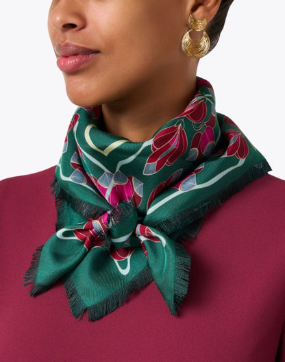 black-and-green-reversible-silk-scarf_extra_1.jpeg