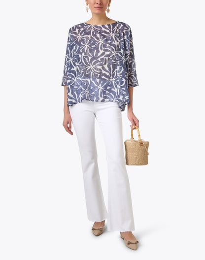 blue-floral-print-cotton-blouse_look.jpeg