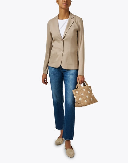 beige-stretch-knit-blazer_look.jpeg