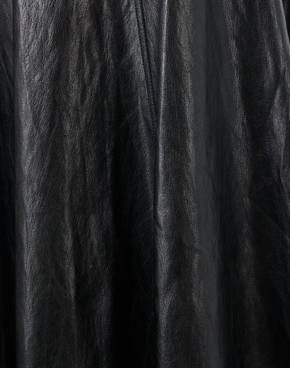 rhea-black-faux-leather-skirt_fabric.jpeg