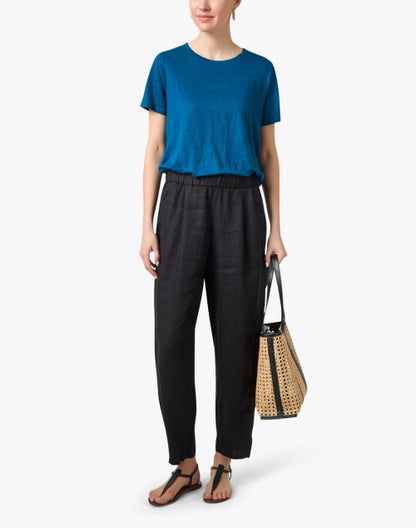 black-pleated-lantern-pant_look.jpeg