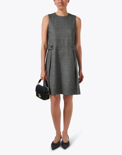 riad-grey-jersey-dress_look.jpeg