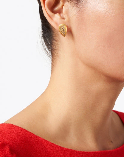 passage-gold-and-white-topaz-leaf-stud-earrings_look.jpeg