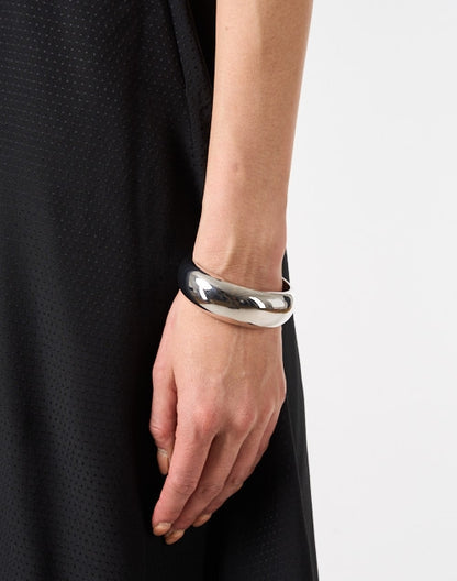 oriana-silver-cuff-bracelet_look.jpeg