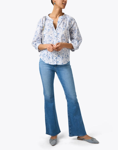 farrah-blue-bootcut-jean_look.jpeg