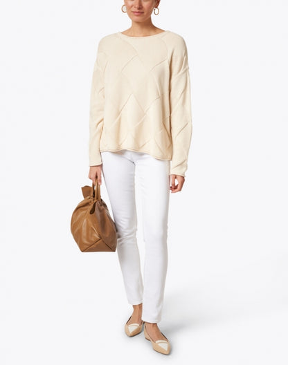 white-stretch-cotton-twill-jeans_look.jpeg