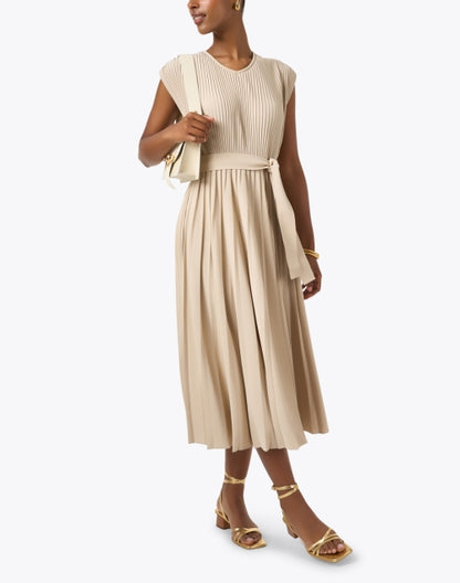 kiss-beige-pleated-dress_look.jpeg