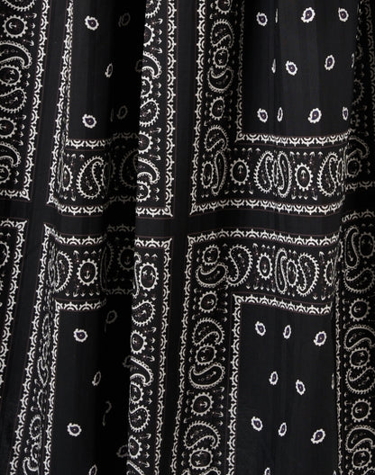 hattie-black-bandana-print-shirt-dress_fabric.jpeg