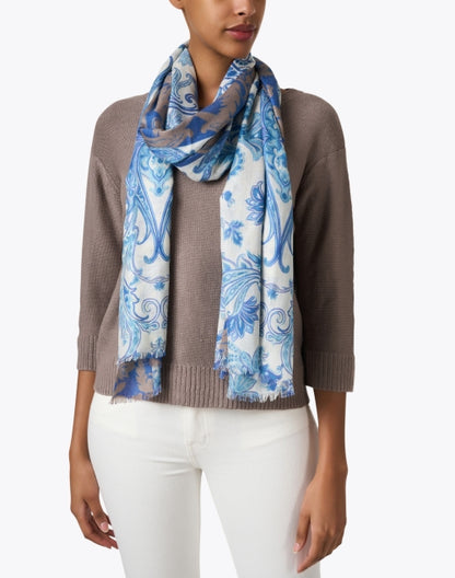 blue-paisley-print-silk-cashmere-scarf_look.jpeg