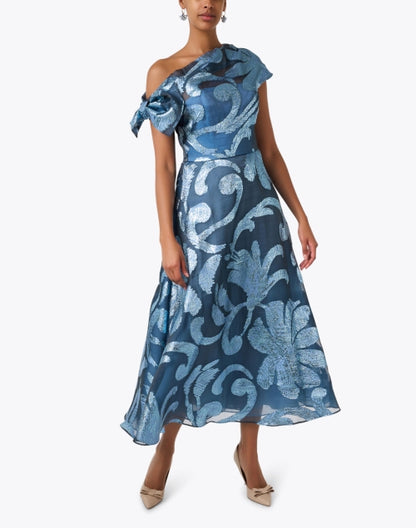 evelyn-blue-floral-print-dress_look.jpeg