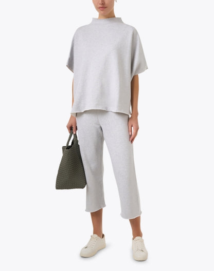 catherine-grey-sweatpant_look.jpeg