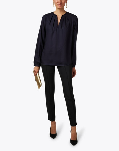 navy-chain-blouse_look.jpeg