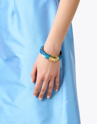 blue-lucite-hinge-bracelet_look.jpeg