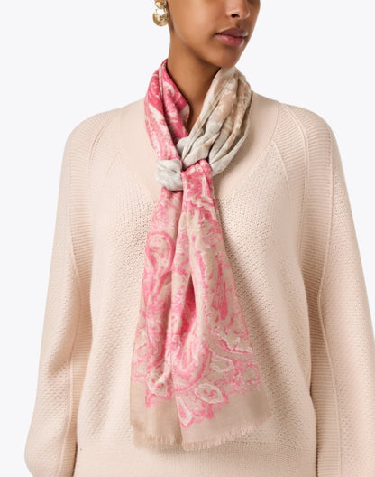 pink-paisley-print-silk-cashmere-scarf_look.jpeg