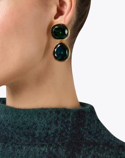 emerald-polished-gold-drop-earrings_look.jpeg