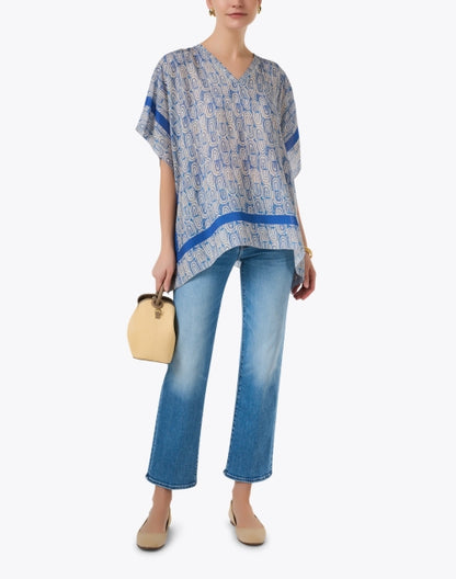 blue-print-poncho_look.jpeg