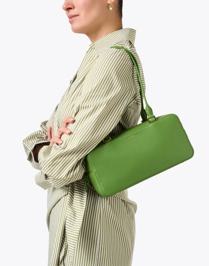 boxy-green-leather-shoulder-bag_look.jpeg