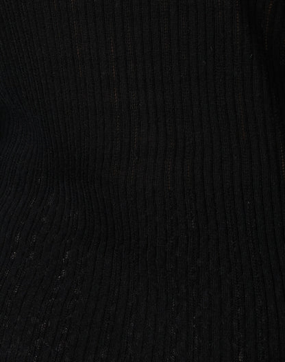 black-wool-sweater_fabric.jpeg