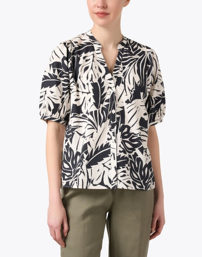 asteria-black-and-white-print-blouse_front.jpeg