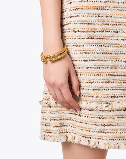 gold-textured-bracelet-set_look.jpeg