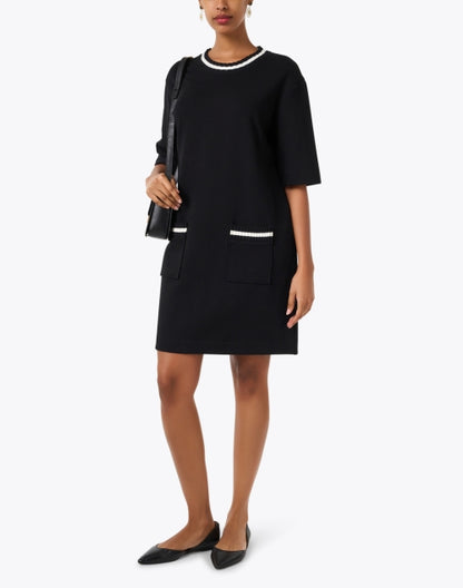 black-and-white-trim-knit-dress_look.jpeg