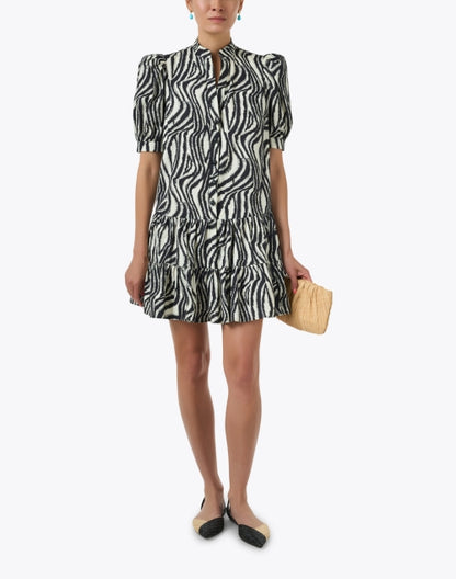 vanessa-black-and-ivory-print-cotton-dress_look.jpeg