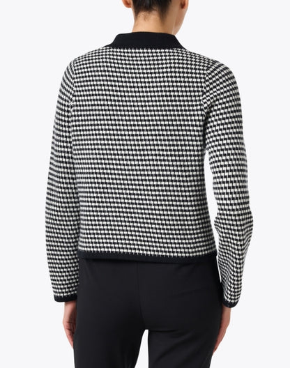 black-and-white-gingham-knit-jacket_back.jpeg