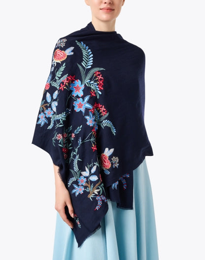 navy-floral-embroidered-wool-scarf_look.jpeg