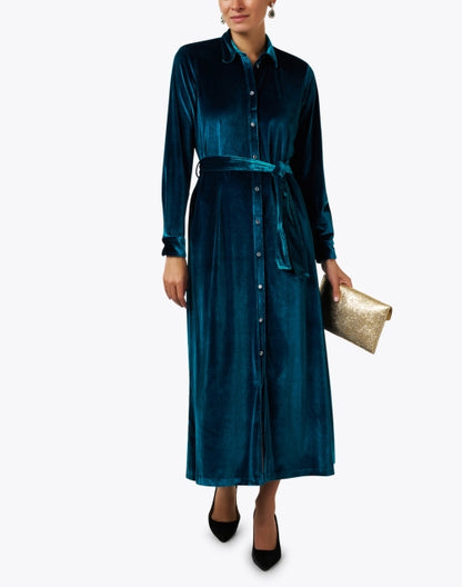 blue-stretch-velvet-shirt-dress_look.jpeg