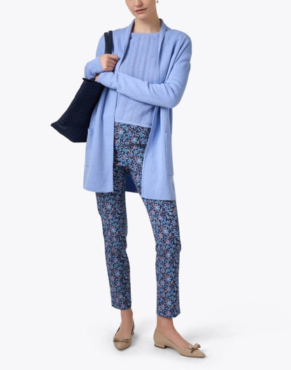 blue-cotton-silk-travel-coat_look.jpeg