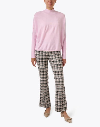 jules-plaid-print-knit-pull-on-pant_look.jpeg