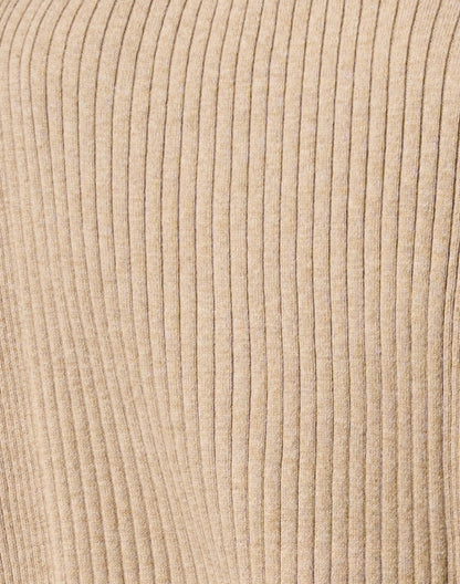 collar-code-beige-polo-sweater_fabric.jpeg