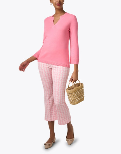 pink-cashmere-split-neck-sweater_look.jpeg