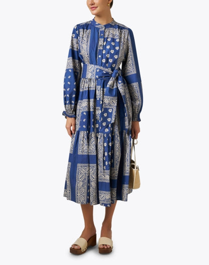 blue-bandana-print-shirt-dress_look.jpeg