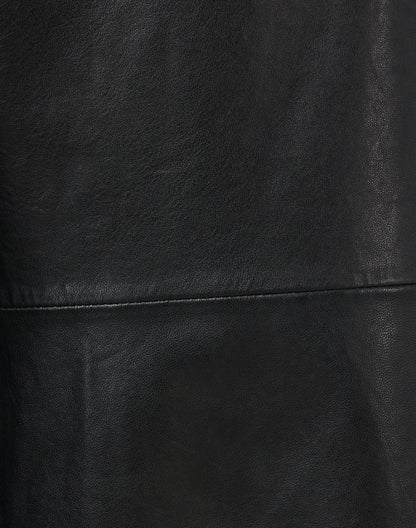 blanc-black-leather-wide-leg-pant_fabric.jpeg
