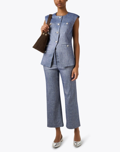 aubrie-blue-chambray-linen-pant_look.jpeg