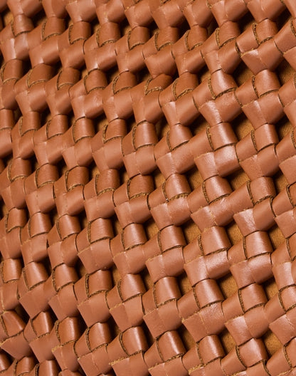 alba-brown-leather-saddle-bag_fabric.jpeg