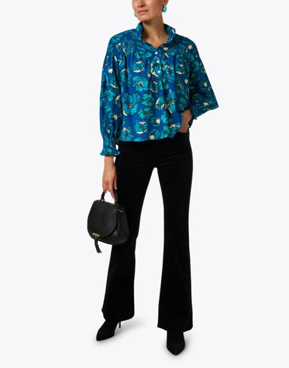 ibiza-blue-floral-cotton-blouse_look.jpeg