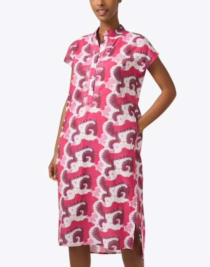 nadia-magenta-print-embroidered-kurta_front.jpeg